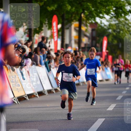 20.09.2026 - PSD Bank Halbmarathon LAZAROV Photography http://msf.ph/oto/10547962 20.09.2026 10:29:57 Ziel 112, 202, 266, 279, 321 meine-sportfotos.de