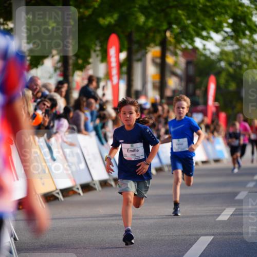 20.09.2026 - PSD Bank Halbmarathon LAZAROV Photography http://msf.ph/oto/10547963 20.09.2026 10:29:57 Ziel 112, 202, 266, 279, 321 meine-sportfotos.de