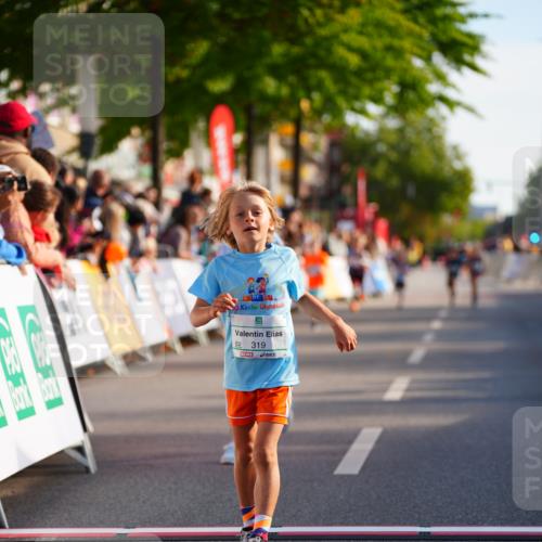 20.09.2026 - PSD Bank Halbmarathon LAZAROV Photography http://msf.ph/oto/10548041 20.09.2026 10:30:40 Ziel 114, 159, 160, 176, 256, 257, 319, 340, 391, 408 meine-sportfotos.de