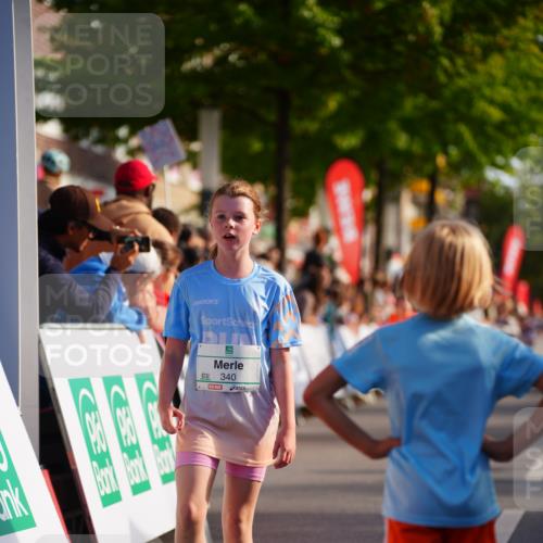 20.09.2026 - PSD Bank Halbmarathon LAZAROV Photography http://msf.ph/oto/10548047 20.09.2026 10:30:42 Ziel 121, 160, 176, 256, 257, 319, 340, 391, 408 meine-sportfotos.de