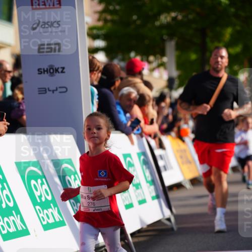 20.09.2026 - PSD Bank Halbmarathon LAZAROV Photography http://msf.ph/oto/10548208 20.09.2026 10:32:08 Ziel 153, 226, 276, 277, 298, 346, 373, 399, 416, 426 meine-sportfotos.de