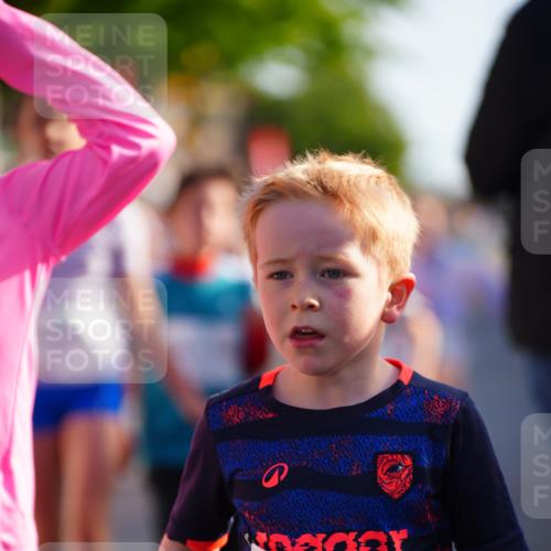 20.09.2026 - PSD Bank Halbmarathon LAZAROV Photography http://msf.ph/oto/10548257 20.09.2026 10:32:35 Ziel 107, 118, 125, 126, 129, 131, 132, 133, 182, 184, 198, 209, 243, 244, 248, 313, 443, 454 meine-sportfotos.de