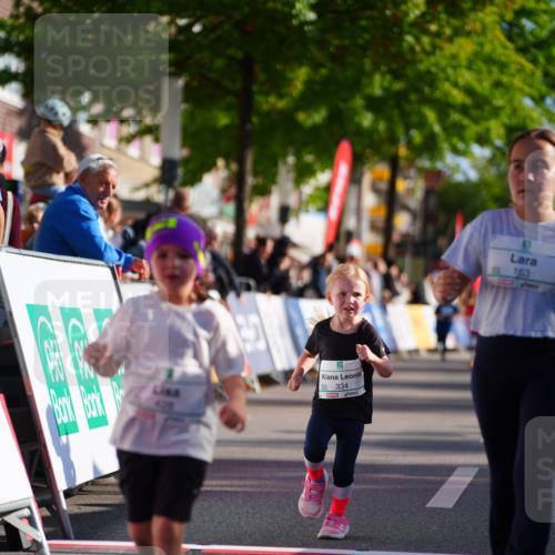 20.09.2026 - PSD Bank Halbmarathon LAZAROV Photography http://msf.ph/oto/10548522 20.09.2026 10:35:09 Ziel 119, 161, 163, 334, 401, 428 meine-sportfotos.de