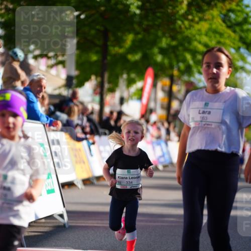 20.09.2026 - PSD Bank Halbmarathon LAZAROV Photography http://msf.ph/oto/10548524 20.09.2026 10:35:09 Ziel 119, 161, 163, 334, 401, 428 meine-sportfotos.de