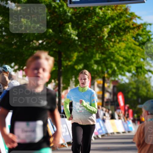 20.09.2026 - PSD Bank Halbmarathon LAZAROV Photography http://msf.ph/oto/10548575 20.09.2026 10:35:40 Ziel 169, 192, 320, 366, 404 meine-sportfotos.de