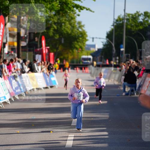 20.09.2026 - PSD Bank Halbmarathon LAZAROV Photography http://msf.ph/oto/10548606 20.09.2026 10:36:46 Ziel 286 meine-sportfotos.de