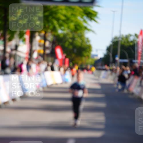 20.09.2026 - PSD Bank Halbmarathon LAZAROV Photography http://msf.ph/oto/10548635 20.09.2026 10:37:29 Ziel 180 meine-sportfotos.de