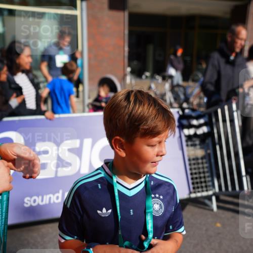 20.09.2026 - PSD Bank Halbmarathon LAZAROV Photography http://msf.ph/oto/10548643 20.09.2026 10:37:38 Ziel 180 meine-sportfotos.de