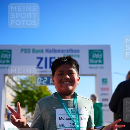 20.09.2026 - PSD Bank Halbmarathon LAZAROV Photography http://msf.ph/oto/10548718 20.09.2026 10:40:48 Ziel 259 meine-sportfotos.de