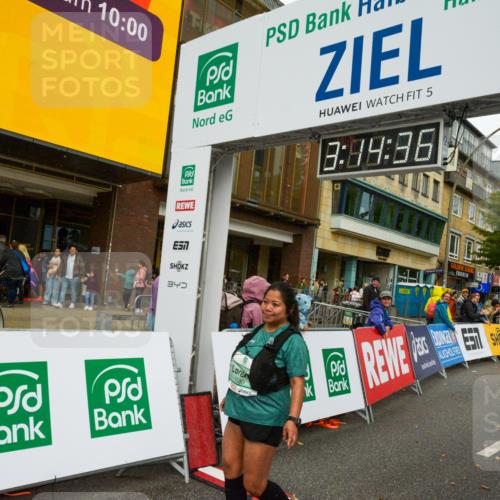 20.09.2026 - PSD Bank Halbmarathon LAZAROV Photography http://msf.ph/oto/10561067 20.09.2026 13:14:36 Ziel 1589, 1589 meine-sportfotos.de