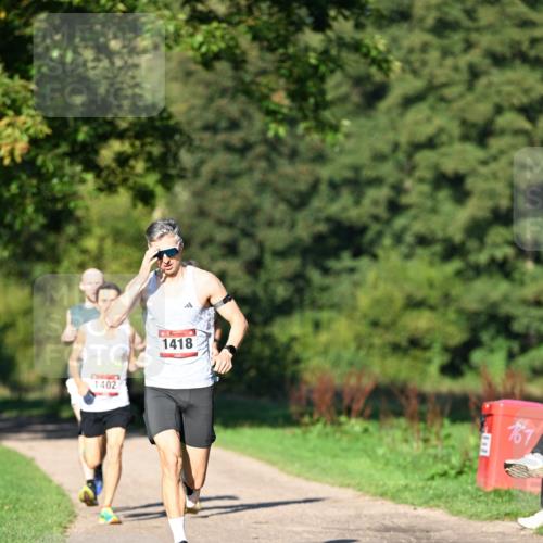 27.09.2026 - 34. Volkslauf durch das schöne Alstertal Dr. Thomas Lammeyer http://msf.ph/oto/10561071 27.09.2026 10:03:28 Laufen 1402, 1418, 167 meine-sportfotos.de