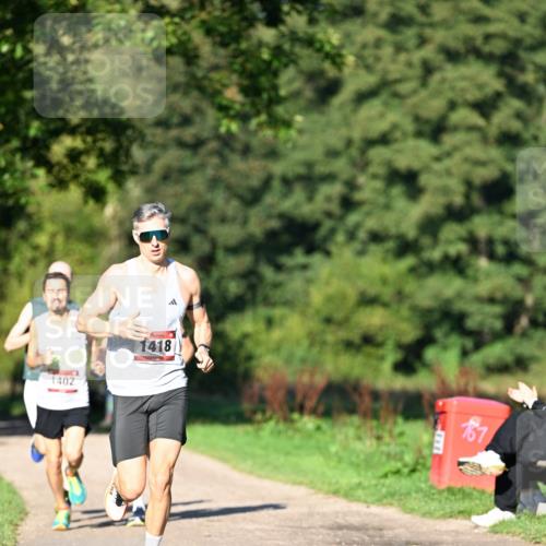 27.09.2026 - 34. Volkslauf durch das schöne Alstertal Dr. Thomas Lammeyer http://msf.ph/oto/10561074 27.09.2026 10:03:29 Laufen 1402, 1418 meine-sportfotos.de