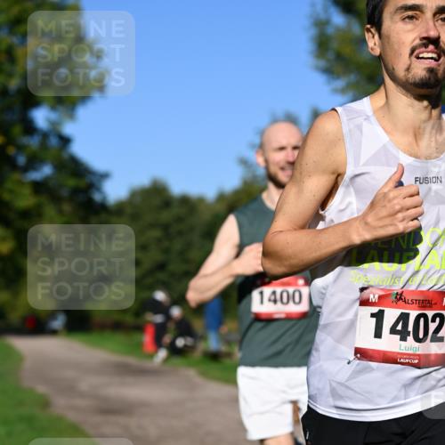 27.09.2026 - 34. Volkslauf durch das schöne Alstertal Dr. Thomas Lammeyer http://msf.ph/oto/10561111 27.09.2026 10:03:35 Laufen 1400, 1402 meine-sportfotos.de