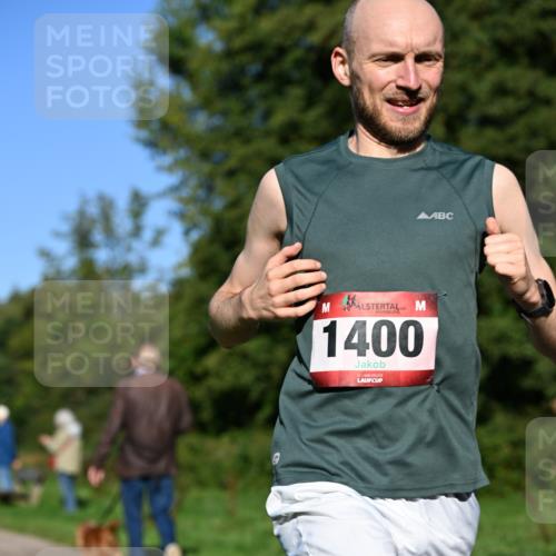 27.09.2026 - 34. Volkslauf durch das schöne Alstertal Dr. Thomas Lammeyer http://msf.ph/oto/10561113 27.09.2026 10:03:35 Laufen 1400 meine-sportfotos.de