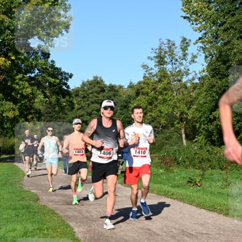 27.09.2026 - 34. Volkslauf durch das schöne Alstertal Dr. Thomas Lammeyer http://msf.ph/oto/10561142 27.09.2026 10:03:51 Laufen 1439, 74, 1403, 1406, 1410 meine-sportfotos.de