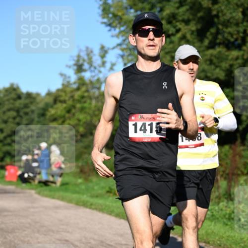 27.09.2026 - 35. Volkslauf durch das schöne Alstertal Dr. Thomas Lammeyer http://msf.ph/oto/10561202 27.09.2026 10:04:02 Laufen 8, 1415, 1438 meine-sportfotos.de