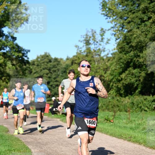27.09.2026 - 35. Volkslauf durch das schöne Alstertal Dr. Thomas Lammeyer http://msf.ph/oto/10561264 27.09.2026 10:04:13 Laufen 1430, 1432, 1600 meine-sportfotos.de