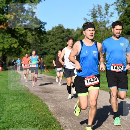 27.09.2026 - 35. Volkslauf durch das schöne Alstertal Dr. Thomas Lammeyer http://msf.ph/oto/10561271 27.09.2026 10:04:15 Laufen 1430, 1432 meine-sportfotos.de