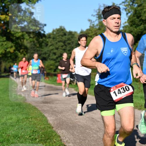 27.09.2026 - 35. Volkslauf durch das schöne Alstertal Dr. Thomas Lammeyer http://msf.ph/oto/10561274 27.09.2026 10:04:15 Laufen 1430, 1432 meine-sportfotos.de