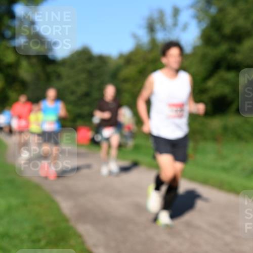 27.09.2026 - 35. Volkslauf durch das schöne Alstertal Dr. Thomas Lammeyer http://msf.ph/oto/10561278 27.09.2026 10:04:16 Laufen  meine-sportfotos.de