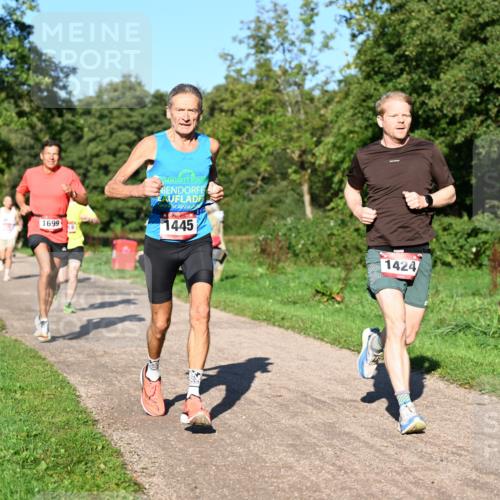 27.09.2026 - 35. Volkslauf durch das schöne Alstertal Dr. Thomas Lammeyer http://msf.ph/oto/10561290 27.09.2026 10:04:18 Laufen 1699, 1445, 1424 meine-sportfotos.de