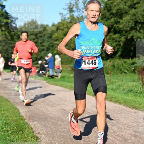 27.09.2026 - 35. Volkslauf durch das schöne Alstertal Dr. Thomas Lammeyer http://msf.ph/oto/10561295 27.09.2026 10:04:18 Laufen 1699, 1445, 1 meine-sportfotos.de