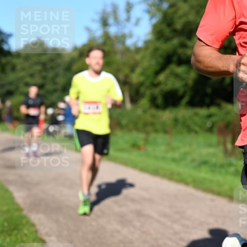 27.09.2026 - 35. Volkslauf durch das schöne Alstertal Dr. Thomas Lammeyer http://msf.ph/oto/10561310 27.09.2026 10:04:21 Laufen 16 meine-sportfotos.de