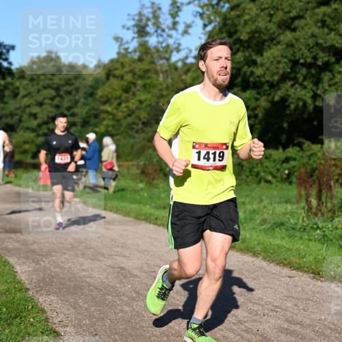 27.09.2026 - 35. Volkslauf durch das schöne Alstertal Dr. Thomas Lammeyer http://msf.ph/oto/10561314 27.09.2026 10:04:21 Laufen 1419 meine-sportfotos.de