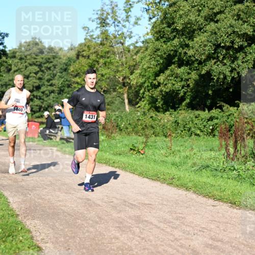 27.09.2026 - 35. Volkslauf durch das schöne Alstertal Dr. Thomas Lammeyer http://msf.ph/oto/10561320 27.09.2026 10:04:22 Laufen 1440, 1431 meine-sportfotos.de