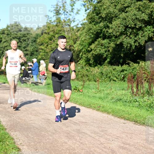 27.09.2026 - 35. Volkslauf durch das schöne Alstertal Dr. Thomas Lammeyer http://msf.ph/oto/10561323 27.09.2026 10:04:23 Laufen 714, 1440, 431 meine-sportfotos.de