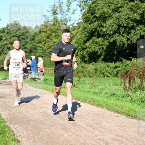 27.09.2026 - 35. Volkslauf durch das schöne Alstertal Dr. Thomas Lammeyer http://msf.ph/oto/10561324 27.09.2026 10:04:23 Laufen 1431, 1440 meine-sportfotos.de