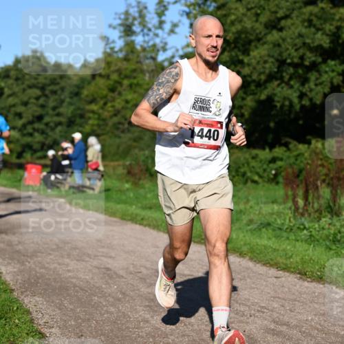 27.09.2026 - 35. Volkslauf durch das schöne Alstertal Dr. Thomas Lammeyer http://msf.ph/oto/10561333 27.09.2026 10:04:24 Laufen 1440 meine-sportfotos.de