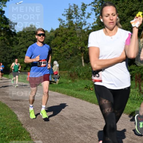 27.09.2026 - 35. Volkslauf durch das schöne Alstertal Dr. Thomas Lammeyer http://msf.ph/oto/10561352 27.09.2026 10:04:29 Laufen 1439, 1746, 05 meine-sportfotos.de