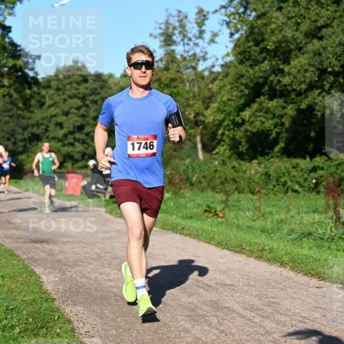 27.09.2026 - 35. Volkslauf durch das schöne Alstertal Dr. Thomas Lammeyer http://msf.ph/oto/10561355 27.09.2026 10:04:30 Laufen 1746, 005 meine-sportfotos.de