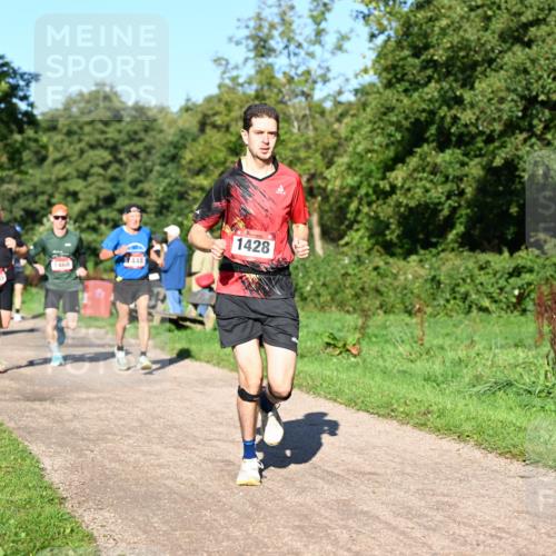 27.09.2026 - 34. Volkslauf durch das schöne Alstertal Dr. Thomas Lammeyer http://msf.ph/oto/10561387 27.09.2026 10:04:35 Laufen 470, 1464, 448, 1428 meine-sportfotos.de