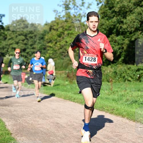 27.09.2026 - 34. Volkslauf durch das schöne Alstertal Dr. Thomas Lammeyer http://msf.ph/oto/10561390 27.09.2026 10:04:36 Laufen 1440, 1428 meine-sportfotos.de