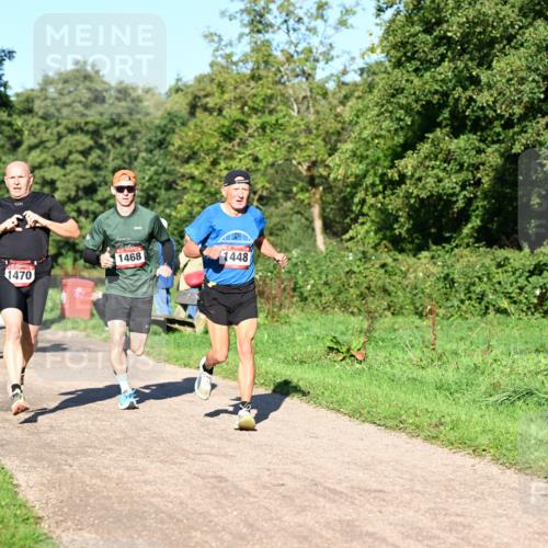 27.09.2026 - 34. Volkslauf durch das schöne Alstertal Dr. Thomas Lammeyer http://msf.ph/oto/10561394 27.09.2026 10:04:36 Laufen 1470, 1468, 1448 meine-sportfotos.de