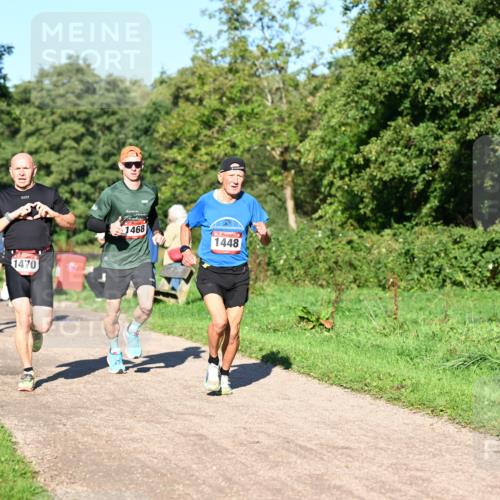 27.09.2026 - 34. Volkslauf durch das schöne Alstertal Dr. Thomas Lammeyer http://msf.ph/oto/10561395 27.09.2026 10:04:37 Laufen 1470, 1468, 1448 meine-sportfotos.de