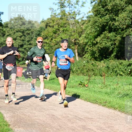 27.09.2026 - 34. Volkslauf durch das schöne Alstertal Dr. Thomas Lammeyer http://msf.ph/oto/10561396 27.09.2026 10:04:37 Laufen 1470, 1468, 1448 meine-sportfotos.de