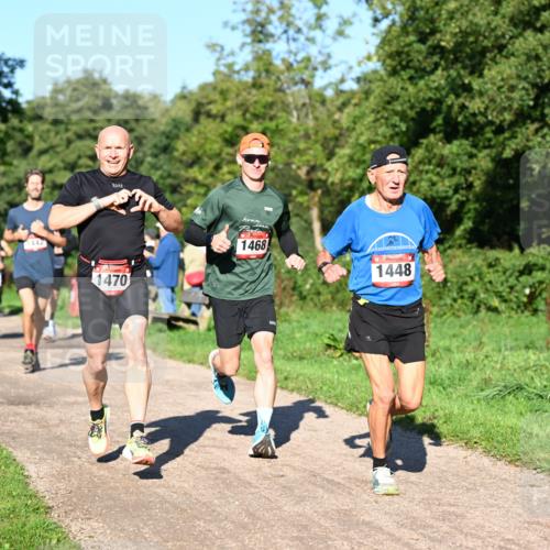27.09.2026 - 34. Volkslauf durch das schöne Alstertal Dr. Thomas Lammeyer http://msf.ph/oto/10561401 27.09.2026 10:04:37 Laufen 442, 1470, 1468, 1448 meine-sportfotos.de