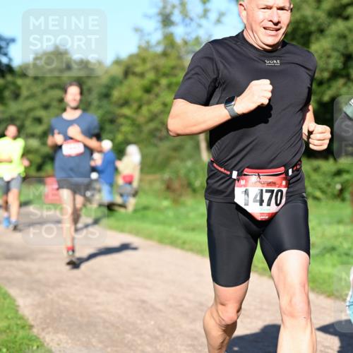 27.09.2026 - 34. Volkslauf durch das schöne Alstertal Dr. Thomas Lammeyer http://msf.ph/oto/10561410 27.09.2026 10:04:39 Laufen 1470, 1468 meine-sportfotos.de