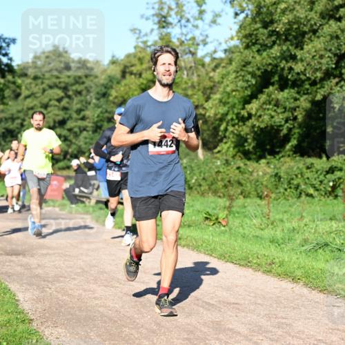 27.09.2026 - 34. Volkslauf durch das schöne Alstertal Dr. Thomas Lammeyer http://msf.ph/oto/10561418 27.09.2026 10:04:40 Laufen 1473, 1442 meine-sportfotos.de