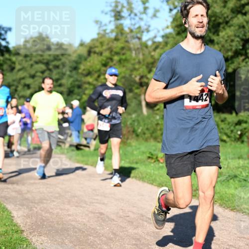 27.09.2026 - 34. Volkslauf durch das schöne Alstertal Dr. Thomas Lammeyer http://msf.ph/oto/10561423 27.09.2026 10:04:41 Laufen 1442 meine-sportfotos.de