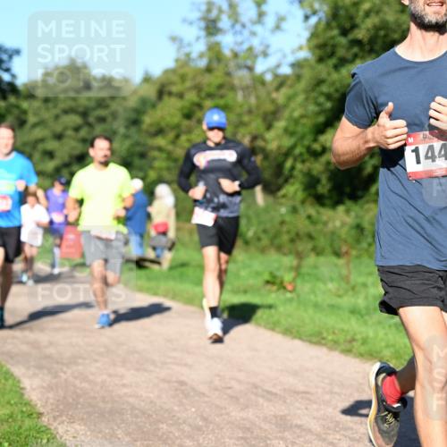 27.09.2026 - 34. Volkslauf durch das schöne Alstertal Dr. Thomas Lammeyer http://msf.ph/oto/10561425 27.09.2026 10:04:41 Laufen 1442 meine-sportfotos.de