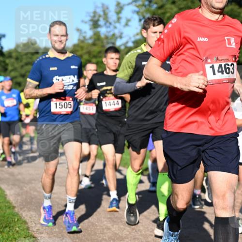 27.09.2026 - 35. Volkslauf durch das schöne Alstertal Dr. Thomas Lammeyer http://msf.ph/oto/10561457 27.09.2026 10:04:46 Laufen 1505, 1451, 1444, 1463, 1020 meine-sportfotos.de