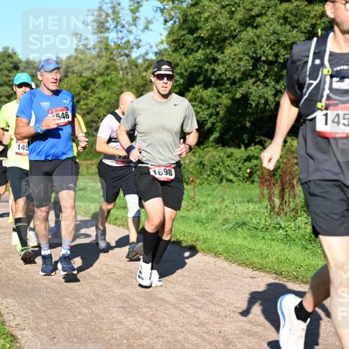 27.09.2026 - 35. Volkslauf durch das schöne Alstertal Dr. Thomas Lammeyer http://msf.ph/oto/10561467 27.09.2026 10:04:48 Laufen 1471, 145, 546, 1698, 1451 meine-sportfotos.de