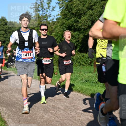27.09.2026 - 35. Volkslauf durch das schöne Alstertal Dr. Thomas Lammeyer http://msf.ph/oto/10561482 27.09.2026 10:04:50 Laufen 1484, 14, 1008, 1434, 1471, 1438, 1452 meine-sportfotos.de