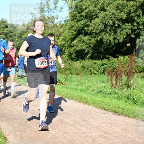 27.09.2026 - 34. Volkslauf durch das schöne Alstertal Dr. Thomas Lammeyer http://msf.ph/oto/10561497 27.09.2026 10:04:52 Laufen 1459, 1484, 1481, 1008, 34 meine-sportfotos.de