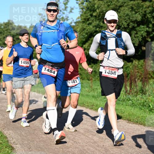 27.09.2026 - 34. Volkslauf durch das schöne Alstertal Dr. Thomas Lammeyer http://msf.ph/oto/10561505 27.09.2026 10:04:54 Laufen 1459, 1484, 1458, 481 meine-sportfotos.de