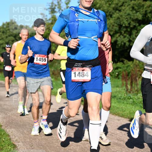 27.09.2026 - 34. Volkslauf durch das schöne Alstertal Dr. Thomas Lammeyer http://msf.ph/oto/10561507 27.09.2026 10:04:54 Laufen 1459, 1484, 1458 meine-sportfotos.de